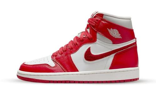 Air Jordan 1 High Varsity Red (2022), Kleding | Heren, Schoenen