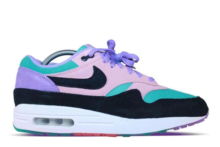 Nike Air Max 1 Have A Nike Day • 42 47.5, Kleding | Heren, Schoenen, Sneakers of Gympen, Ophalen of Verzenden