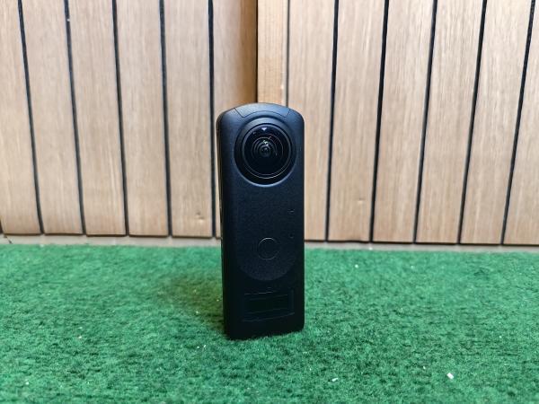 Veiling - Ricoh Theta Z1 51GB 360 Camera - In Nette Staat, Audio, Tv en Foto, Actiecamera's, Gebruikt