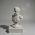 Buste, Buste en porcelaine de biscuit représentant Napoléon