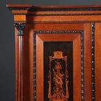Muziekkast ca 1875 2-deuren met rijk inlegwerk op een zwa, Ophalen of Verzenden