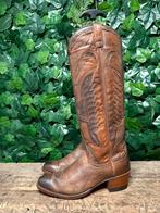 zo goed als nieuw mooie laarzen van Sendra maat 38, Kleding | Dames, Schoenen, Bruin, Ophalen of Verzenden, Zo goed als nieuw