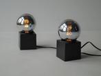 Philips - Set van twee Space Age tafellampen of kubuslampen