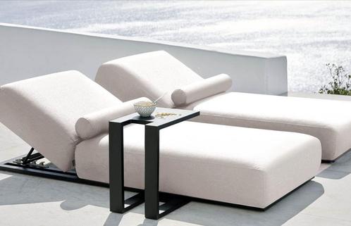 Flow. Ligbed Sentosa graumel chalk met zwart frame |, Tuin en Terras, Tuinsets en Loungesets, Ophalen of Verzenden
