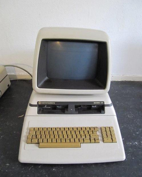 Commodore 8296-D + Printer MPP1361 - Computer, Spelcomputers en Games, Spelcomputers | Overige Accessoires
