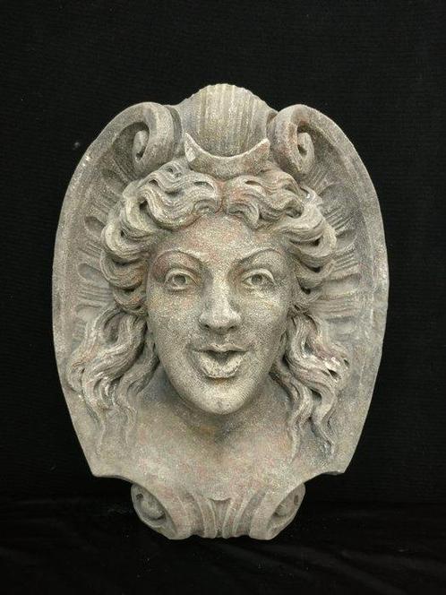 sculptuur, Meraviglioso Mascherone mitologico - Dea Diana -, Antiek en Kunst, Curiosa en Brocante