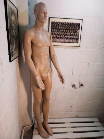 Mannequin - Vintage mannequin - Plastic beschikbaar voor biedingen