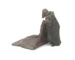 Franz Bergman, sculptuur van een oosterse tapijtenhandelaar, Brons