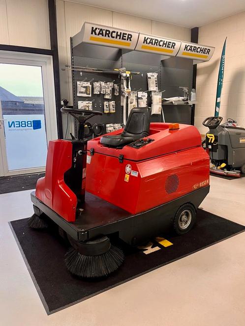RCM R850N E Veegmachine | 725 uur | 2013 | nieuw accupakket, Doe-het-zelf en Verbouw, Reinigingsmachines, Overige typen, Gebruikt