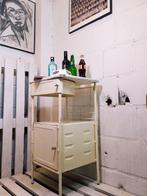 Medicijnkastje - Vintage industriële kast - Staal