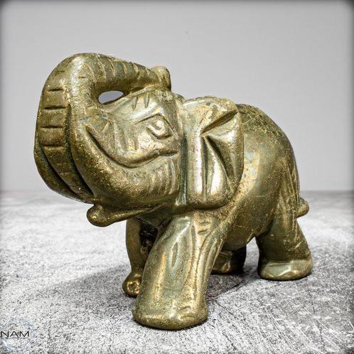 Pyriet van topkwaliteit Olifant- 611.15 g, Verzamelen, Mineralen en Fossielen