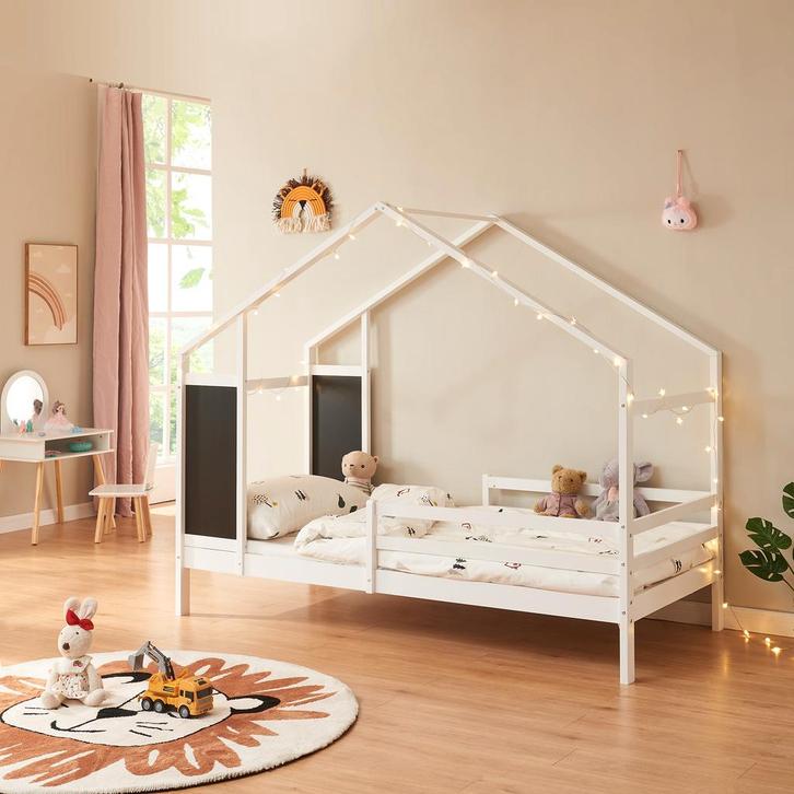 Kinderbed Lorenskog houten huisbed met valbescherming 200x90, Kinderen en Baby's, Kinderkamer | Bedden, Verzenden