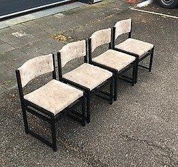 Stoel - Eik, stof - Vier vintage stoelen beschikbaar voor biedingen