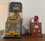 Antieke gokkast schietkast knikkerkast krachtmeter automaat