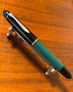 Pelikan - Pelikan 120 Fountain Pen Black and Green Lacquer, Nieuw