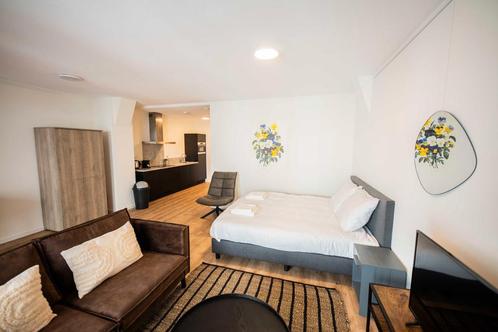 Te huur: Studio Prins Hendrikkade in Rotterdam, Huizen en Kamers, Huizen te huur, Zuid-Holland