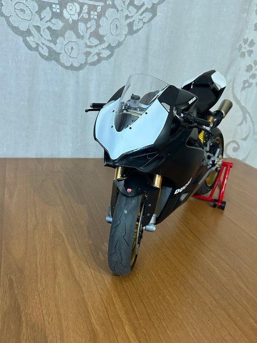 Pocher, ducati 1:4 - Model motorfiets - Ducati Panigale S, Hobby en Vrije tijd, Modelauto's | 1:5 tot 1:12