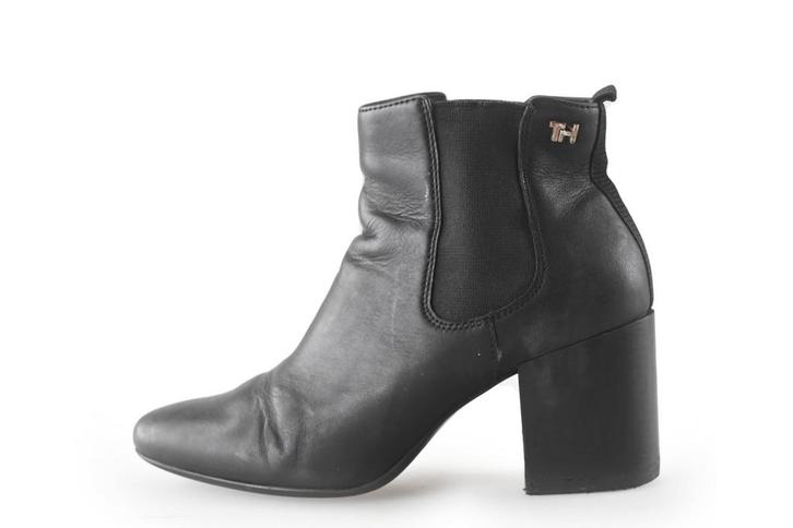 Tommy Hilfiger Chelsea boots in maat 37 Zwart, Kleding | Dames, Schoenen, Zwart, Zo goed als nieuw, Overige typen, Verzenden
