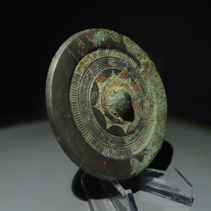 Oud-Chinees Brons Spiegel. Han-dynastie 206 v.C. - 220 n.C., Verzamelen, Mineralen en Fossielen