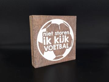 Tekstblok Niet storen ik kijk voetbal beschikbaar voor biedingen