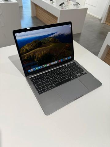 MacBook Pro 2020 13 – M1 – 8GB RAM – 256GB SSD beschikbaar voor biedingen