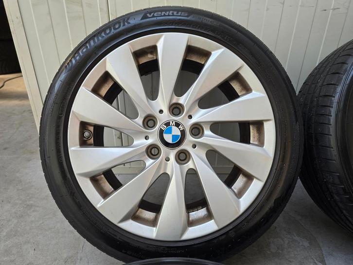 BMW 1 serie E82 E88 F20 F21 17 inch zomerbanden 381 ZGAN, Auto-onderdelen, Banden en Velgen, 17 inch, Zomerbanden, 205 mm, Personenwagen