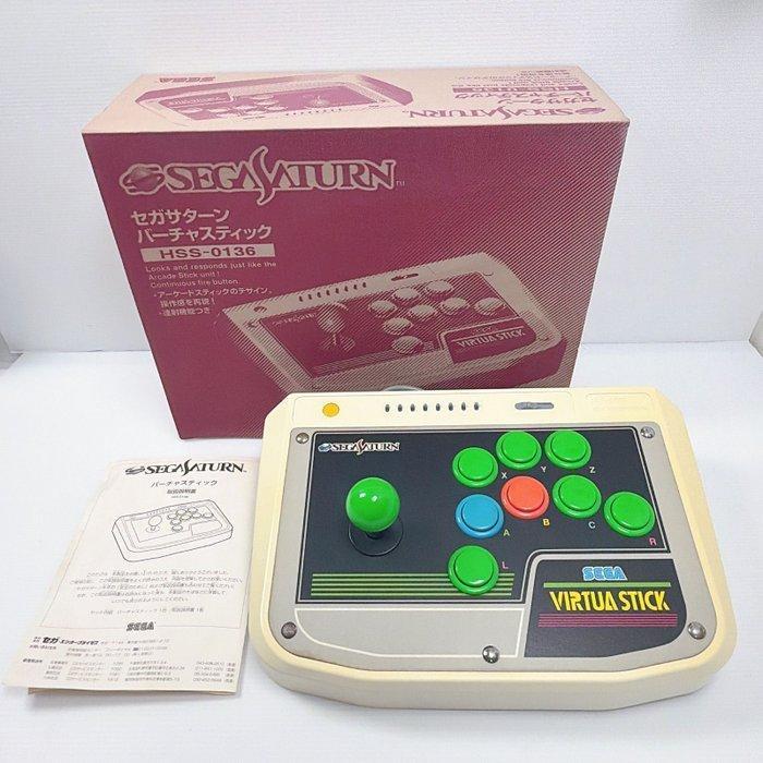 Sega - SEGA Saturn Virtua Stick Arcade Controller HSS-0136, Spelcomputers en Games, Spelcomputers | Overige Accessoires