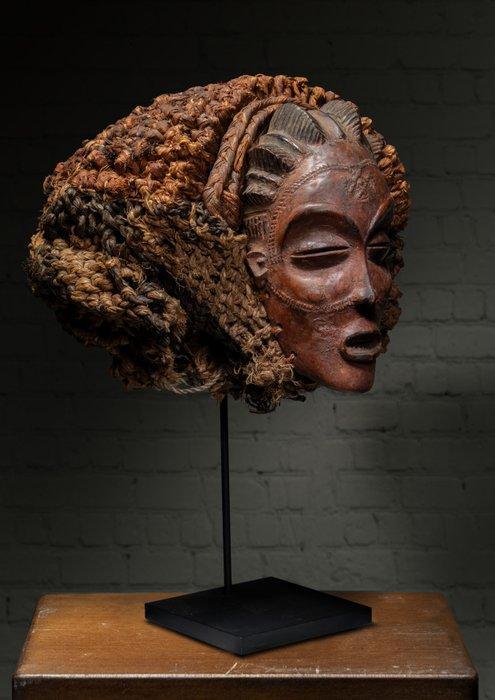 Masker - Mwana Pwo - Chokwe - D.R. Congo/Angola, Antiek en Kunst, Kunst | Niet-Westerse kunst