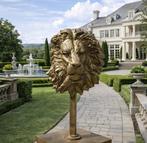 Decoratief ornament - Europa - XXL leeuwenhoofd op voet