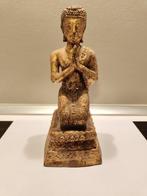 Boeddha op de knieën. - Brons, Messing - Thailand - 21e eeuw