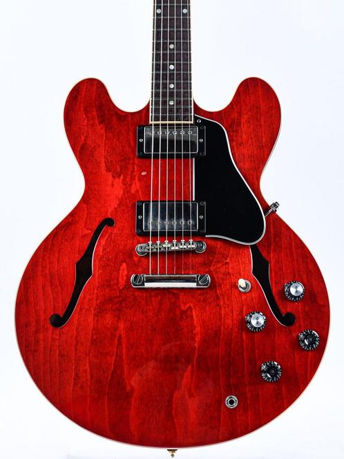 Gibson Memphis ES335 Cherry Red 2021 (Elektrische Gitaren), Muziek en Instrumenten, Snaarinstrumenten | Gitaren | Elektrisch, Gebruikt