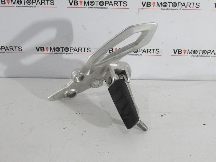 BMW R 1250 RS Voetsteun links voor, Motoren, Onderdelen | BMW, Ophalen of Verzenden