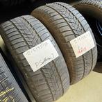 2 x Pirelli Sottozero 3 215-55-17 Winterbanden 6mm, Auto-onderdelen, Banden en Velgen, 17 inch, Band(en), Personenwagen, Gebruikt
