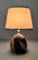 Lamp - met plooien, in de stijl van Tommaso Barbi - Keramiek