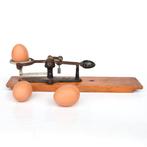 Weegschaal -  The Reliable Egg Scale - Hout, Staal, Antiek en Kunst