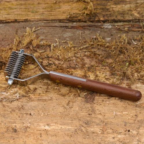 Mars Coat-King Trimmer met houten handvat - 12 stompe bla..., Dieren en Toebehoren, Honden-accessoires, Nieuw, Ophalen of Verzenden