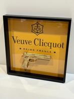 Rob VanMore - Shiny Golden war on Veuve Clicquot