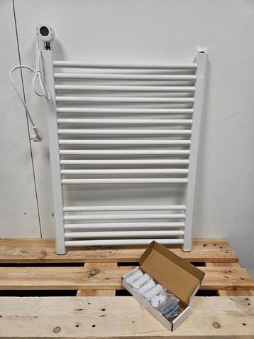 Best-Design Senden-White Elektrische Radiator Wit 380 W (err beschikbaar voor biedingen