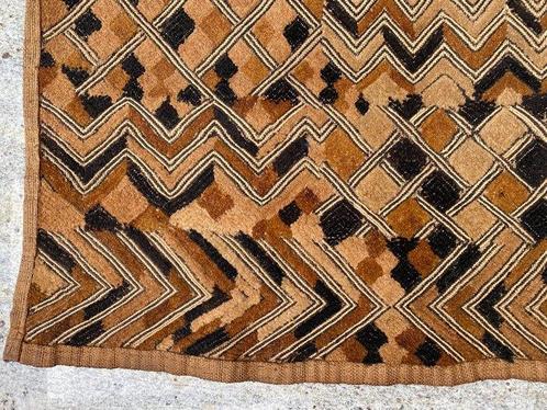 Shoowa - Vloerkleed - 120 cm - 59 cm - Koeba, Antiek en Kunst, Kunst | Niet-Westerse kunst