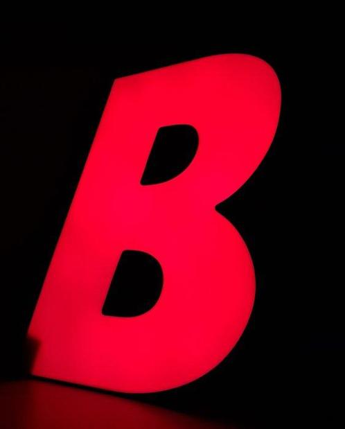 Lamp - Metaal - Letter B, Antiek en Kunst, Antiek | Wandborden en Tegels