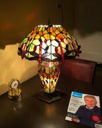 Extravagante Tiffany Studio style tafellamp BIG QUEENSLAND, Antiek en Kunst