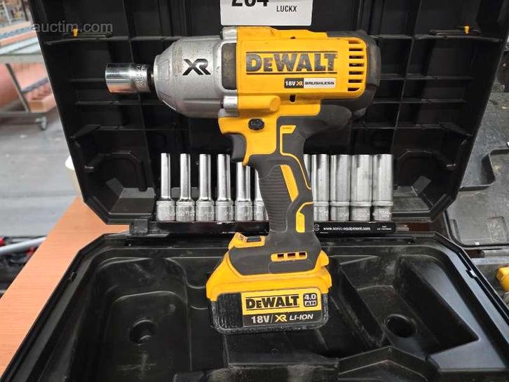 Accu slagmoersleutel DeWalt DCF899, Zakelijke goederen, Machines en Bouw | Metaalbewerking, Ophalen