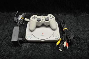 Sony Playstation 1 PS One inclusief 1 controller en beschikbaar voor biedingen
