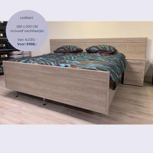 Ledikant 180x200 + 2 nachtkastjes (3 laden) en  achterwand, Huis en Inrichting, Slaapkamer | Bedden, 180 cm, 200 cm, Tweepersoons