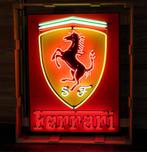 Ferrari Neon Verlichting - Met Achterplaat - 80 x 105 cm, Ophalen, Gebruikt