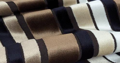 Raffinatezza e Stile senza Tempo – Velluto Esclusivo, Antiek en Kunst, Antiek | Kleden en Textiel