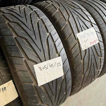 2 x Toyo 305-45-22 Zomerbanden 6,5mm beschikbaar voor biedingen
