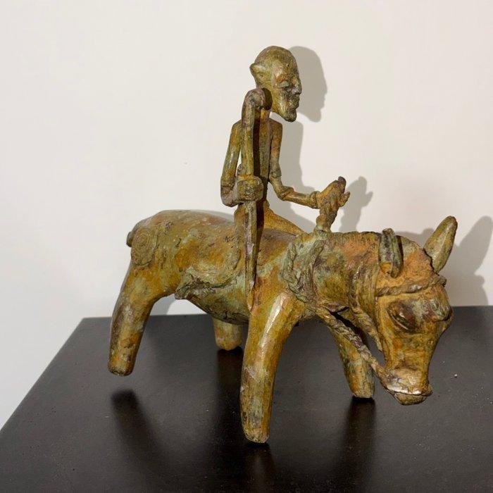 Cavalier rituel monté sur bovidé - sculptuur - Dogon - Mali, Antiek en Kunst, Kunst | Niet-Westerse kunst