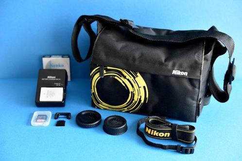 Nikon D3300 * 339 clicks NEW * Nikon AF-P DX Nikkor, Audio, Tv en Foto, Fotocamera's Digitaal