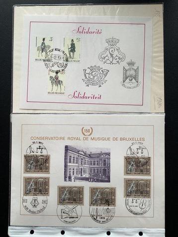 België - Herdenkingsvellen: 194 stuks in 4 ringalbums beschikbaar voor biedingen